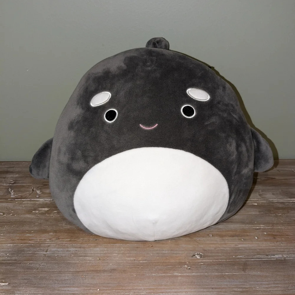 Squishmallow 12" Kai the Orca Gray/White EUC